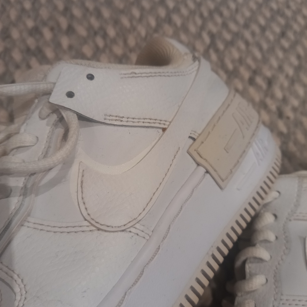 White Nike Airforce 1 triple shadow white nice chunky sole - Picture 3 of 4
